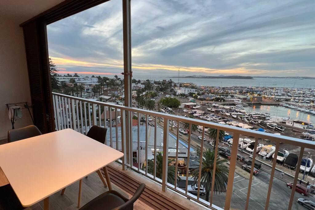 Apartamento Moderno Con Excelente Vista Al Puerto Apartment Punta del Este Ngoại thất bức ảnh