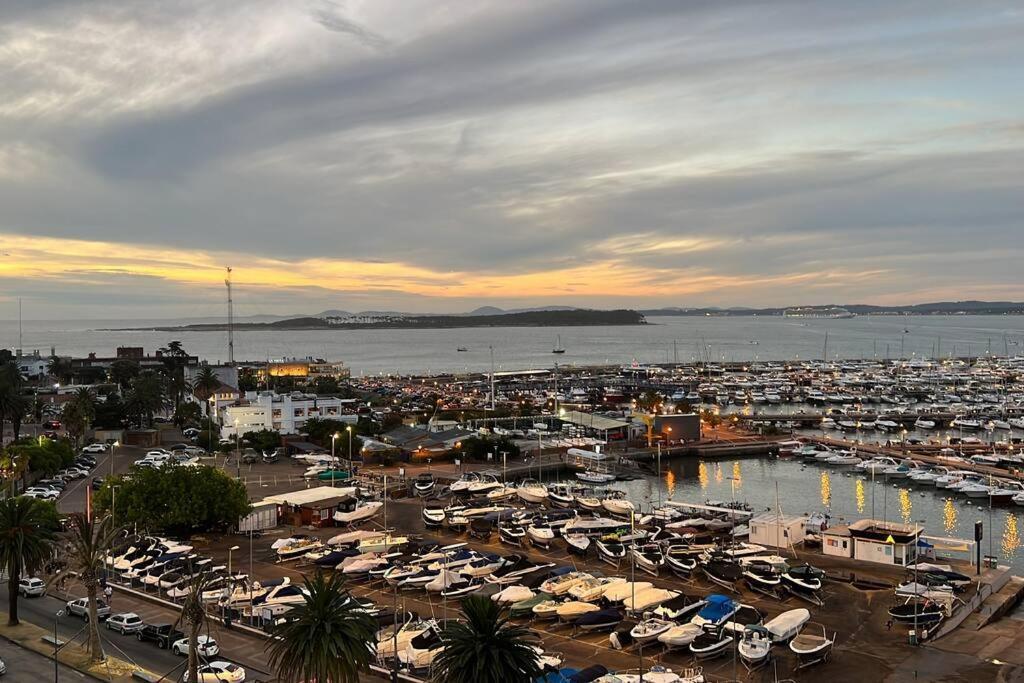 Apartamento Moderno Con Excelente Vista Al Puerto Apartment Punta del Este Ngoại thất bức ảnh